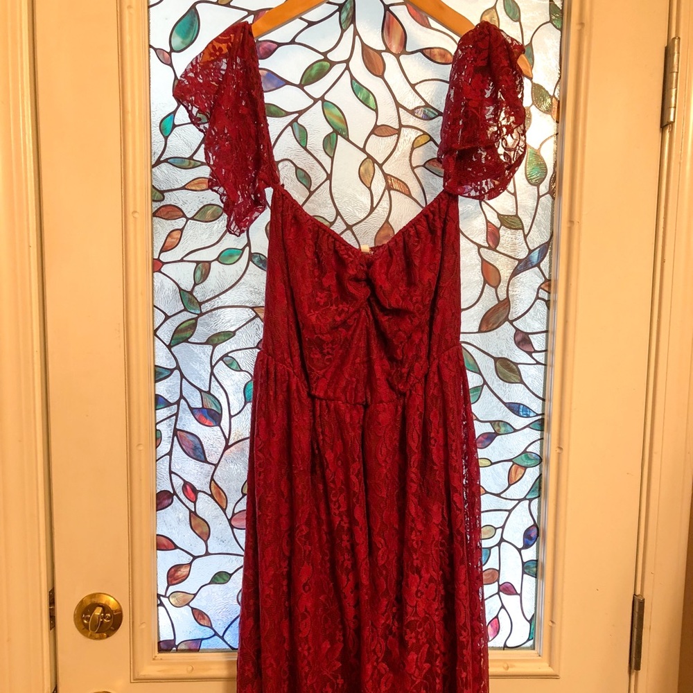 Long Cap sleeve Maternity dress- perfect for baby shower or photo shoot